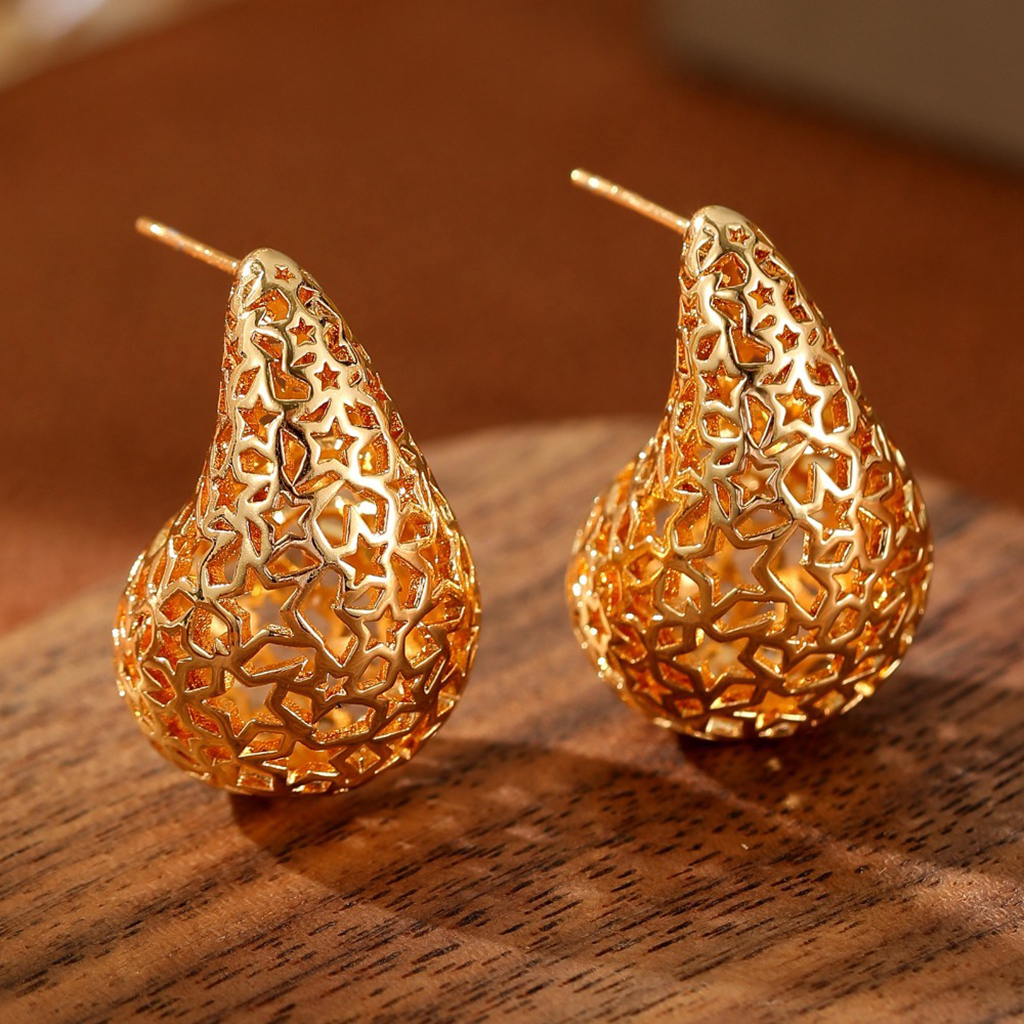Vintage Medieval Earrings |Gold Plated - Image 3