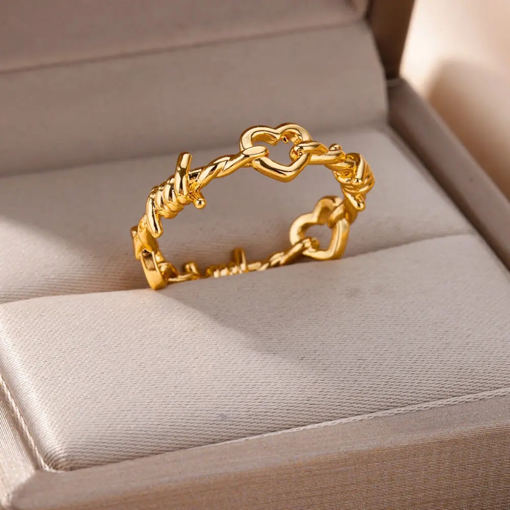Couple Hollow Out Heart Ring |Gold Color - Image 2