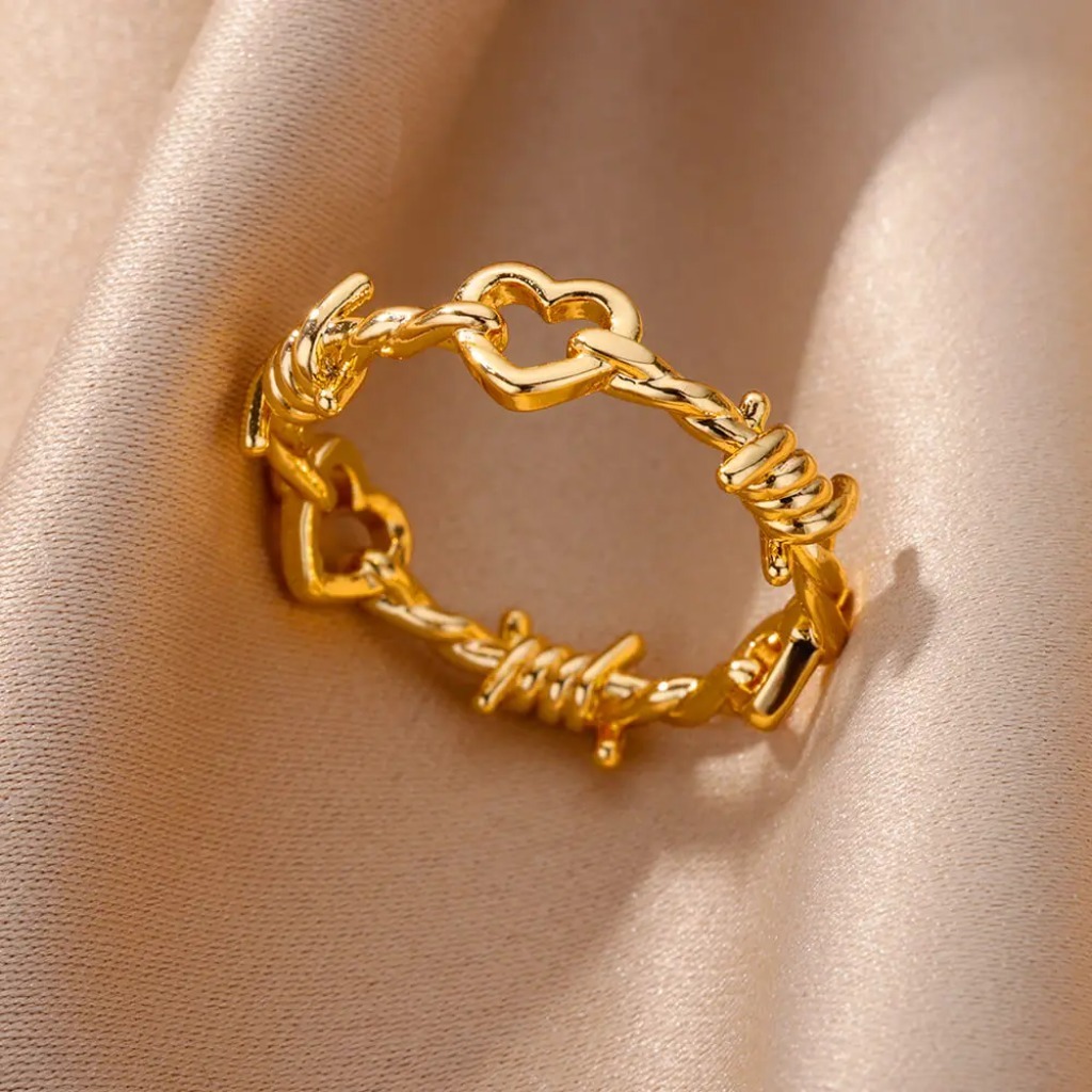 Couple Hollow Out Heart Ring |Gold Color - Image 3