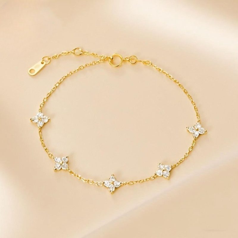 Elegant Mini Clover 3mm Bracelets | Silvery
