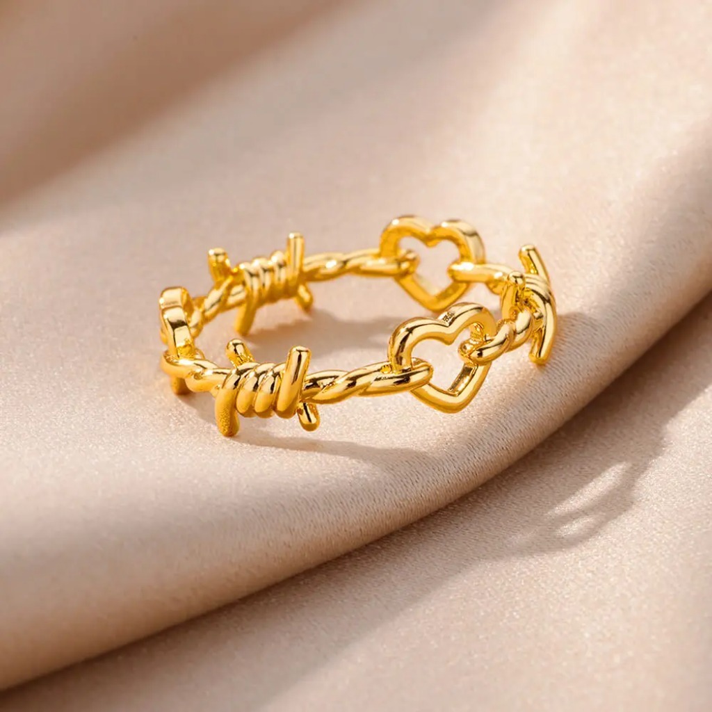 Couple Hollow Out Heart Ring |Gold Color - Image 4