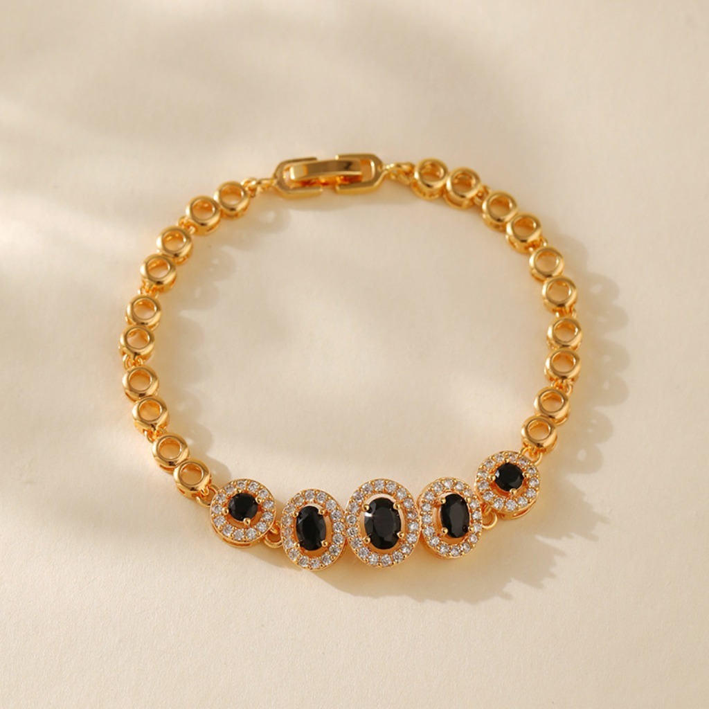 Retro Elegant Black Gemstone Bracelet | Gold Plated - Image 5